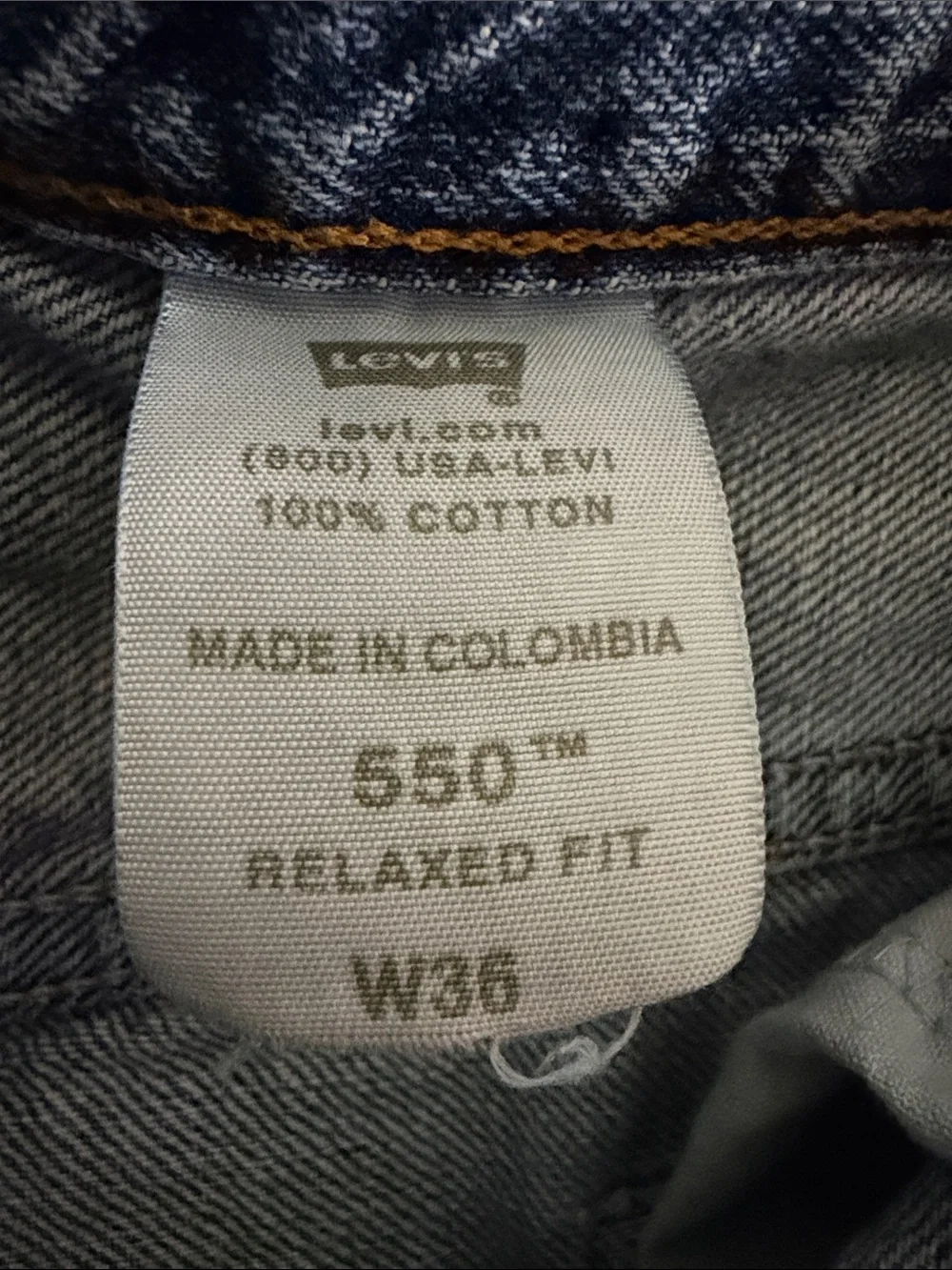 Levi's 550 Men's Denim Shorts in Light Blue